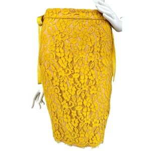 English Factory Lace Skirt Womens Size Small Straight Lined Tie Stretch Yellow
